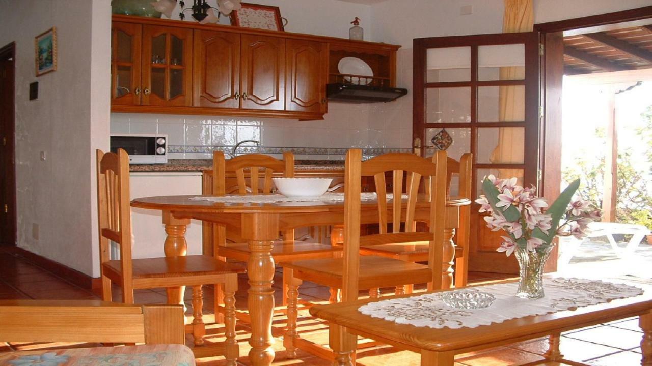 Casa Los Vinedos B Fuencaliente de la Palma Luaran gambar